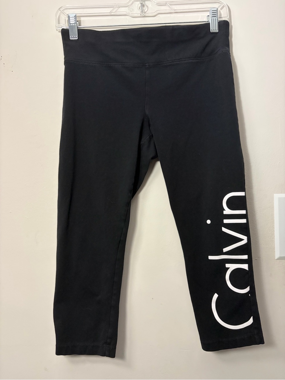 Calvin Klein Performance Stretch Capri Medium